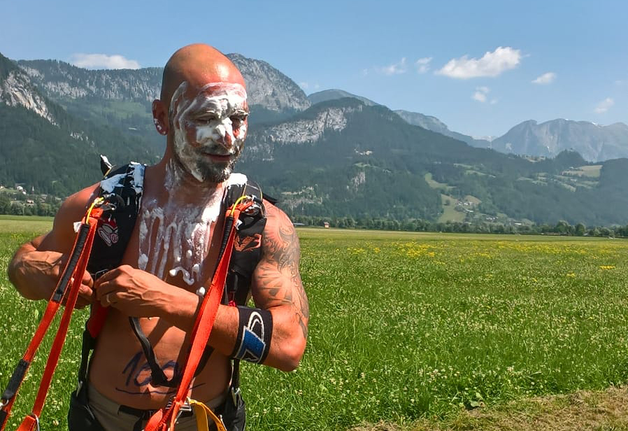 Alex Baumgartner 1.000 Absprünge Skydive Freistadt